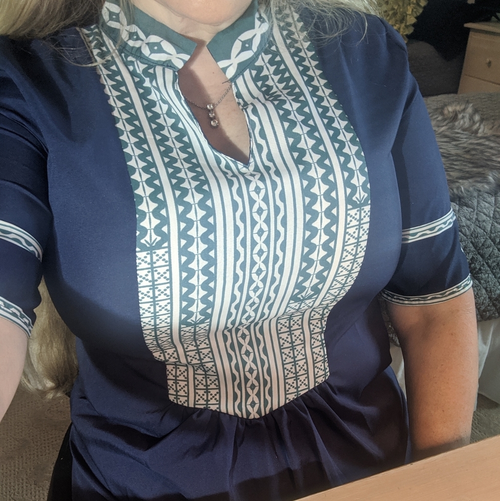 NEW Navy contrast trim notched collar tunic